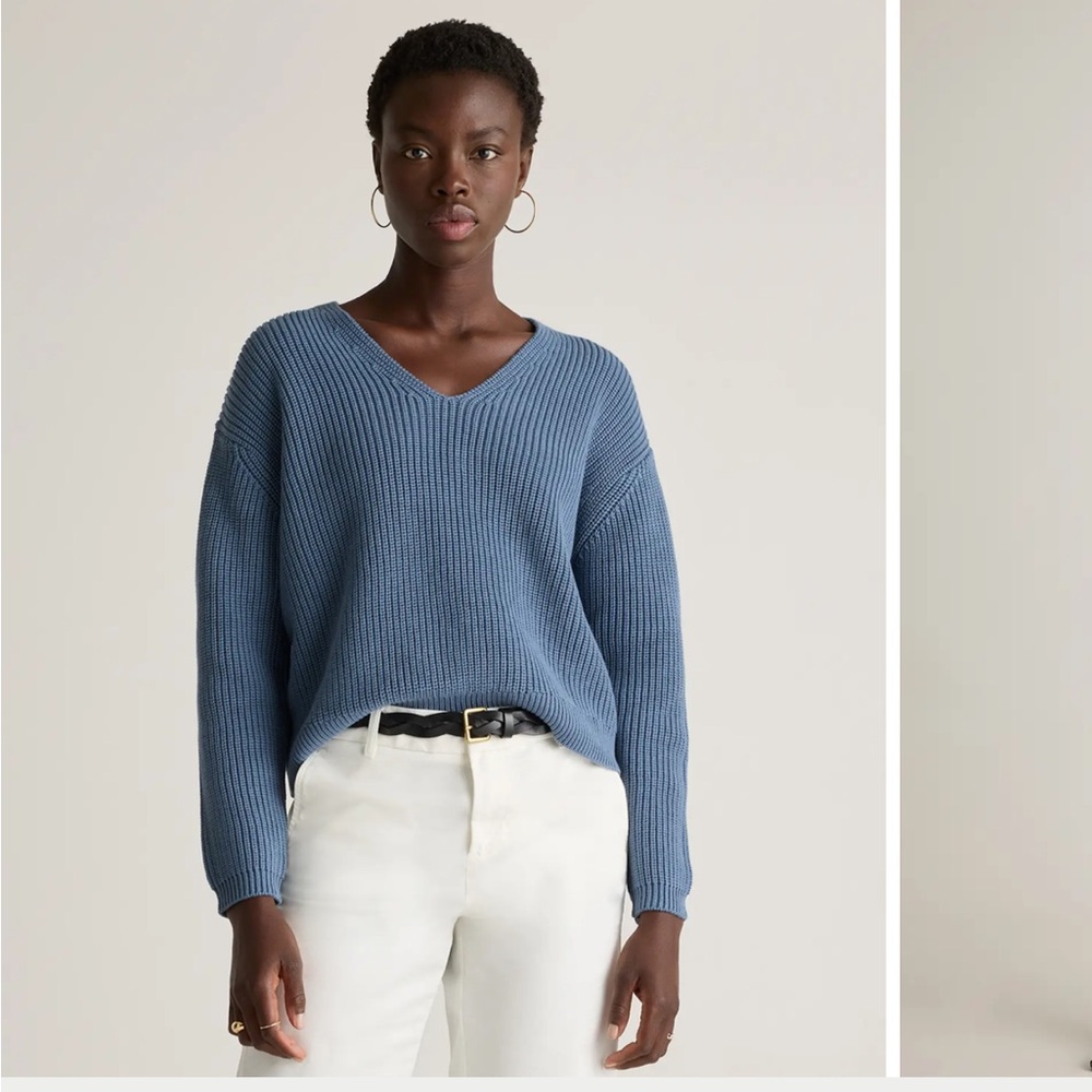 XS 100% cotton -v neck sweater